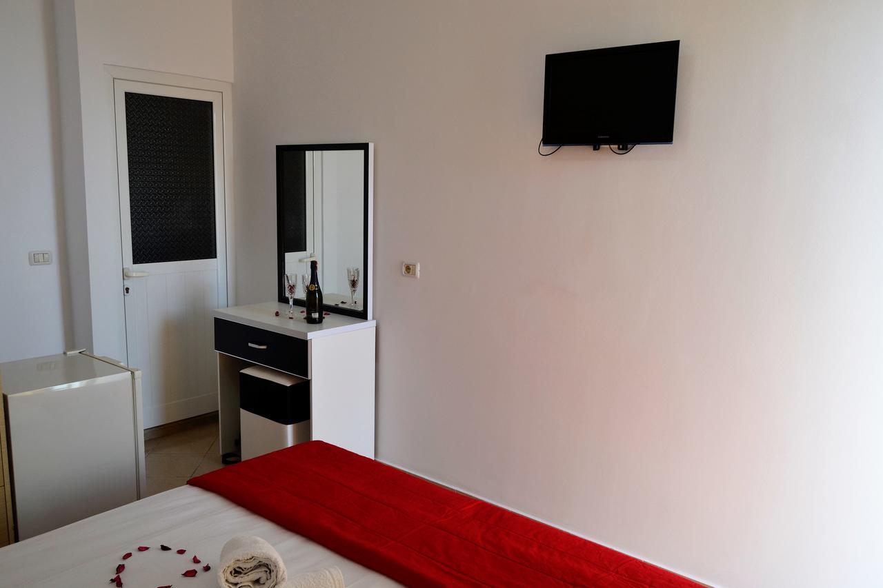 Noah Apartaments Sarandë Exterior foto